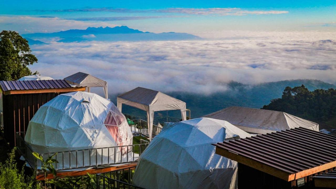 ภูเบิกฟ้า แคมป์ปิ้ง Otel Mon Jam Dış mekan fotoğraf